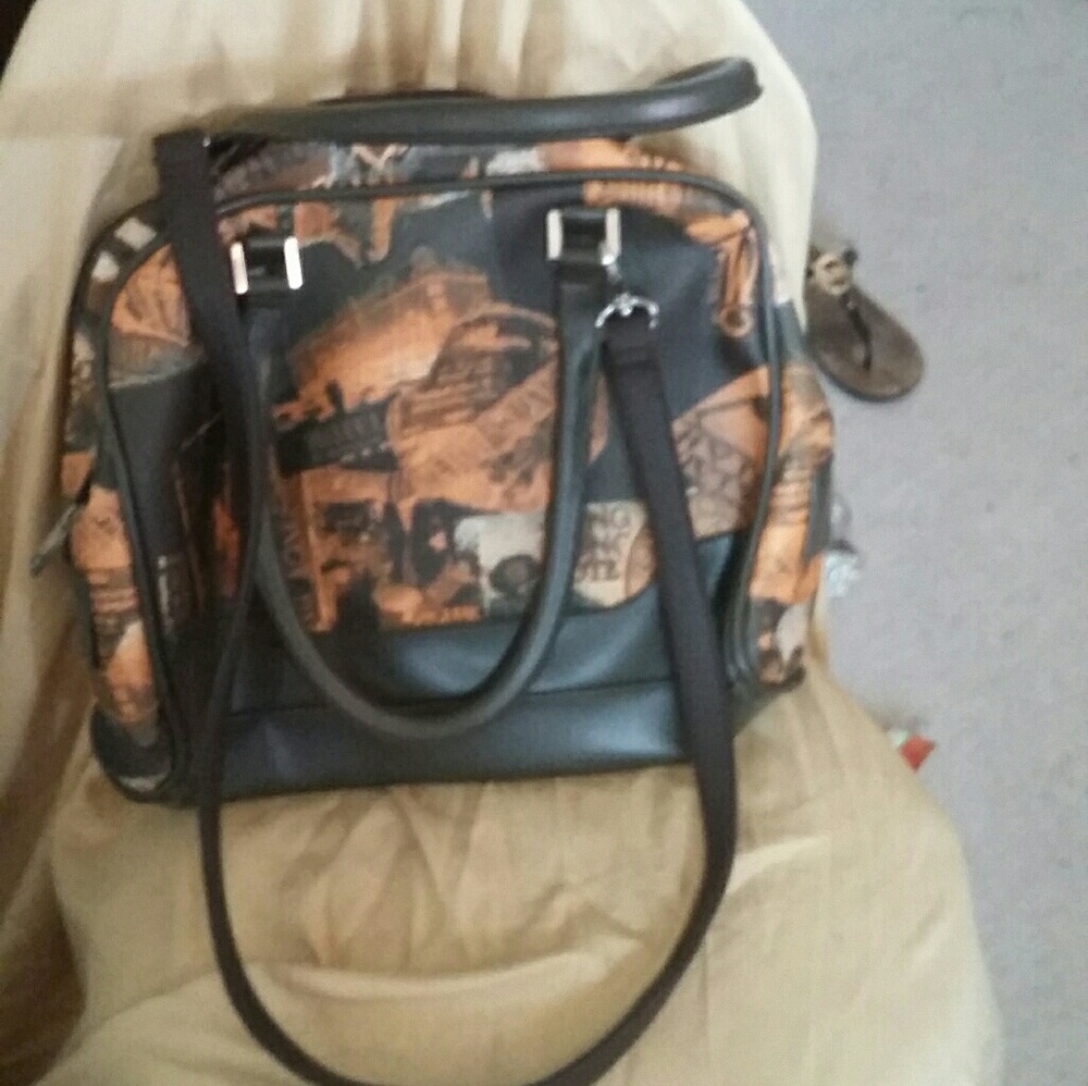 Purse - Picture 3 of 6